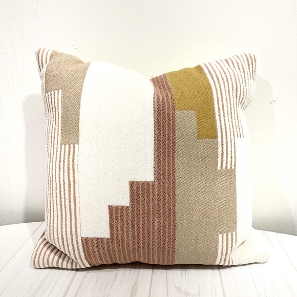 mauve accent pillows